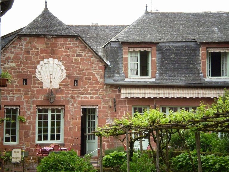 2008 05 Collonges la Rouge 05